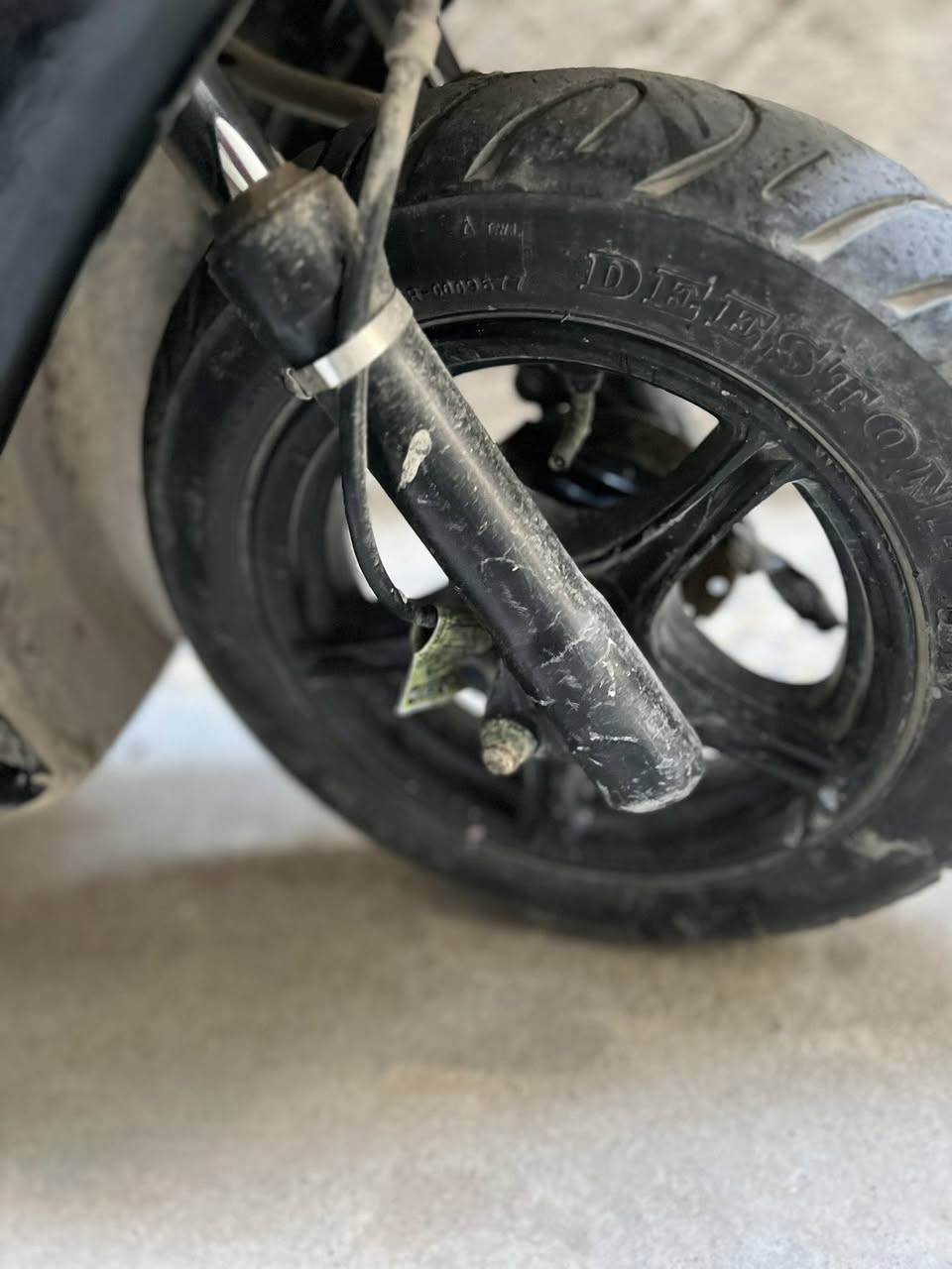 للبيع دراجه سبايزر مجنح الدبل رياضي الوياله رياضي الهندر رياضي الدراجه ما ناقصه أي شي بس السكليتر يجلب و دائما الدراجه ما تشتغل اله حنك


**إذا كنت صاحب هذا الإعلان وتريد حذفه لأي سبب، رجاءا أرسل رسالة إلى الدعم الفني**