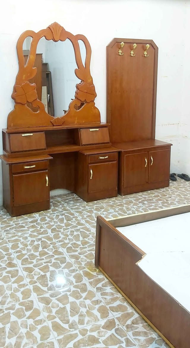 للبيع غرفة نوم صاج عراقي السعر 450 وبي مجال 
*********** كركوك, العراق
