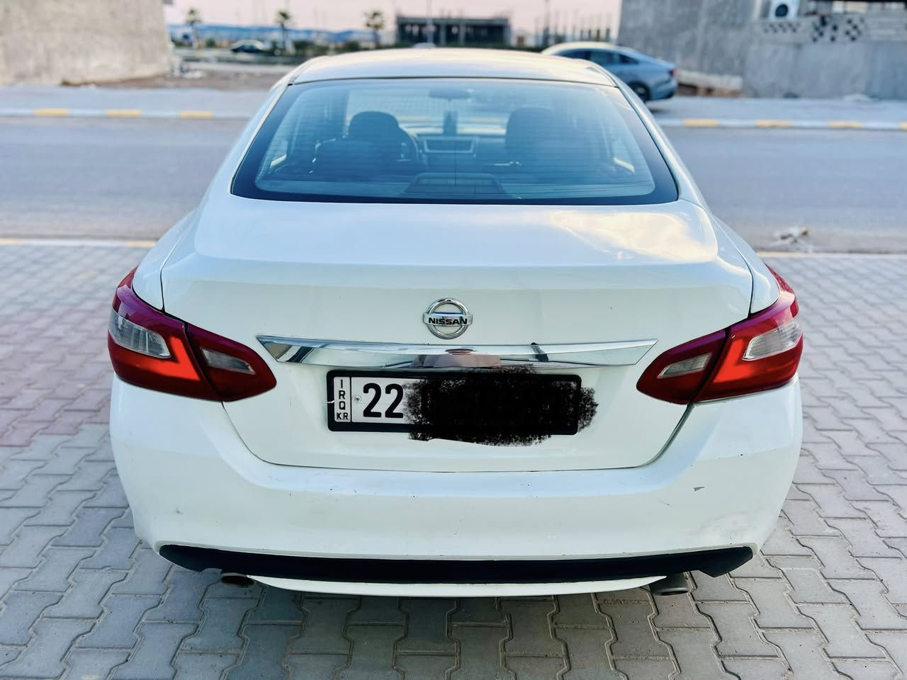 السلام عليكم...اعتذر عن الاقساط والوعدة…للبيع بسعر مناسب جداً 113…نيسان التيما 2017 وارد أمريكي 
لون ابيضّ رقم أربيل دولي شرط التحويل والغرامات…سيارة خير من الله حيل حلوة وأحلى من الصور جاهزة مجهزة بدون كل نقص…
فول مواصفات عدى السلايت بصمة تشغيل 5بصمات تشغيل عن بعد ويل كب كروم تحكم ستيرن جهتين مثبت سرعة شاشة بلادية
كامرة خلفية كشن جك وباقي المواصفات معروفة مايحتاج اذكرها…
سيارة بيها قطعتين صبغ وشوية بالجاملغ بدون قطرة داخل شرط الفحص والباقي كفالة بجم كبس…
السيارة ماشية 90 حقيقي شرط…
محرك2500مامفتوح بدون عيب…
كير مامفتوح بدون كل عيب شرط…
صدر بالباكيت طخم تاير جديد تبريد ثلج سيارة جاهزة مجهزة بدون كل نقص…
مكاني صلاح الدين تكريت 
للاستفسار ***********
***********
