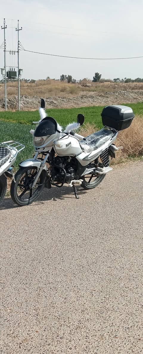 ماطور سايم للبيع موديل 21 اوراق كامله العنوان الرمادي جزيرت البذياب سعر 900 ويرهم  بسايم احمر ***********
