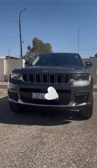 و بركاته عندي جيب كراند شيروكي ٢٠٢٢ لمتد فول مواصفات ٧ راكب  السياره ق...