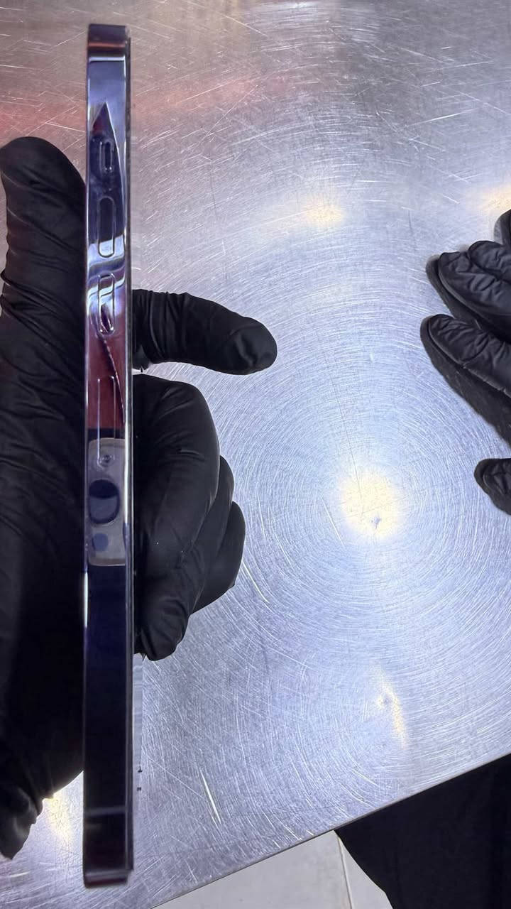 للبيع ايفون 13 برو ماكس ذاكرة 256 بطارية 84نظيف ما مفتوح السعر 700//رقم*********** واتساب عنوان بغداد حي جامعه
