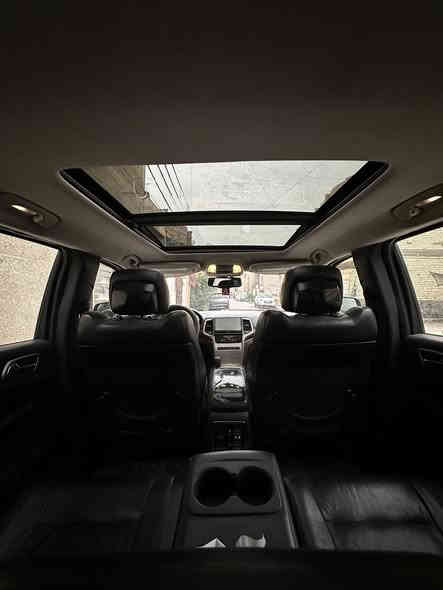 السلام عليكم للبيع جيب شيروكي 2013 لمتدد فول مواصفات رقم بغداد دولي تحويل مباشر هزه جديده
ب125وبيها مجال حك الجيه گير مكينه 3600 
6 سلندر باتري جديد 
تخم تاير كلهن جاهزات 
مصبوغه عام السياره 
مكاني بغداد 
***********
