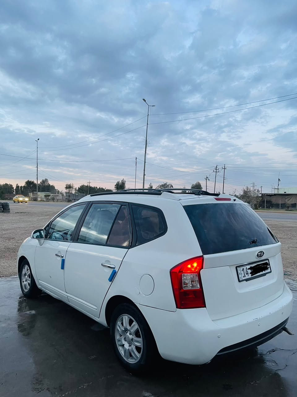 سلام عليكم كيا كارنز ٢٠٠٧رقم بصره دولي سنويه لل٢٠٣١مكينه ٦سلندر لسياره بيها حادث فخذه واصل لتكمه  اليسرى ومصلحه ومصبوغه ٧راكب مكينه كير جدد حداديه ٦٠٪؜ كهربائيات تبريد كلها شغاله السعر ٦٠ وبيها مجال قليل استفسار اكثر
‭٠٧٨٣ ٥٩٣ ١٨٣٦‬
