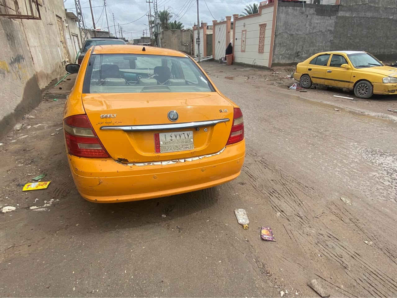 سلام عليكم شباب سياره جيلي موبل اصفر
كير محرك بدي كله كفاله السياره حلوه مال واحد يترزق بيها
تبريد شغال منظومه كامله من الراديتر لل فريز الحوه كلشي جديد و شرط التبريد ثلج ☃️ راديتر جديد
دواخل حلوه مرتبه شاشه و كامره ماكو شي بيها مو شغال
مداور ثاني يوم بسم جيراني السياره حلوه الهيئه مدفوعه غرامات مصفره فقط السنويه صاقطه من ٢٠١٨ شباب السعر ٣٥ وبيها مجال مكاني البصره ابو الخصيب البصرة, العراق


**إذا كنت صاحب هذا الإعلان وتريد حذفه لأي سبب، رجاءا أرسل رسالة إلى الدعم الفني**