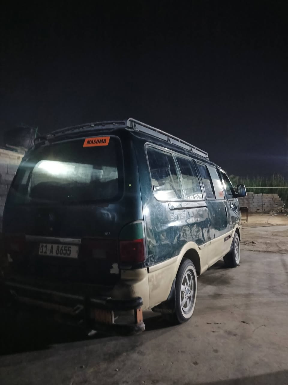 سلام عليكم البيع بريجو موديل 96 سنويه 28 سياره كفاله بس جنطه موزينه سعره 70وبيه مجال  رقم الهاتف ***********
