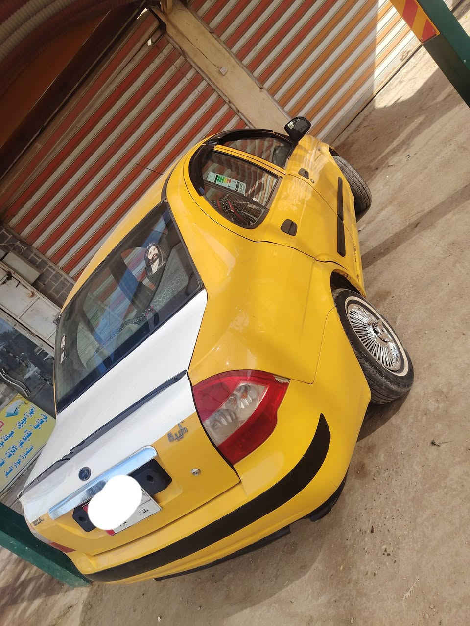 للبيع
طيبه مديل 2016 مكينه وكير شرط سياره خير من الله 
بيهاا ضربه بجاملغ بصيط وسياره بسم ابن عمي مداور ثاني يوم رقم بغداد هاي السياره شوفة عينك سعرهه 32 وبيهاا مجال مكاني كفل بني مسلم رقم الهاتف اومتواجد عل فيس
***********
