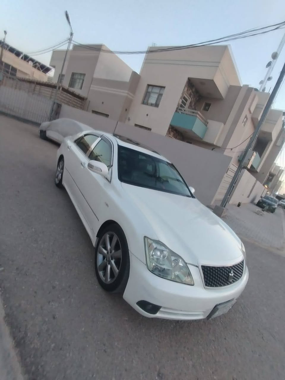 السلام عليكم شاهينه 4دكم للبيع 2004 كفاله عامه من الكص ونقل الجثه
رقم كركوك سياره مفحوصه ع قرار 102 كامله باقي فقط ع دفع الكمرك ورقم 
تبريد توني مسوي
شاصي 182 
تحكم ستيرن 
6بصمات
محرك 3000
كير 6 نمر
حجر بيئه موجود بيها 
تحويرة نجف فوك وجوه 
حداديه جديده توني مسويه وره وكدام
وبيها بعد اهواي مواصفات  معروفه سياره جاهزه من كلشي السعر المطلوب 103وبيه مجال رقم الموبايل ***********
