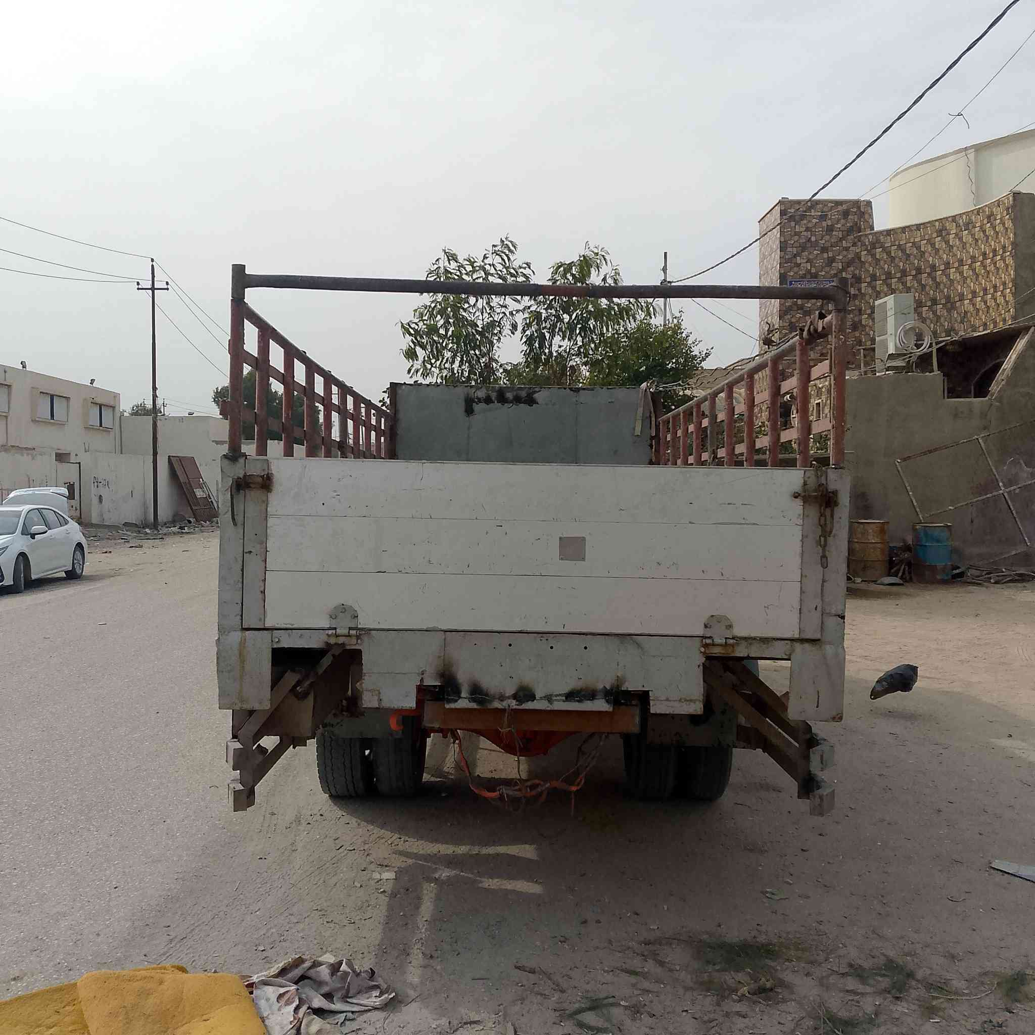 السلام عليكم عزوزه للبيع موديل 91 ماكينه فوزه 16 هي وغيرها*********** سعر السياره 70 مكان السياره بالنجف باب صخير
