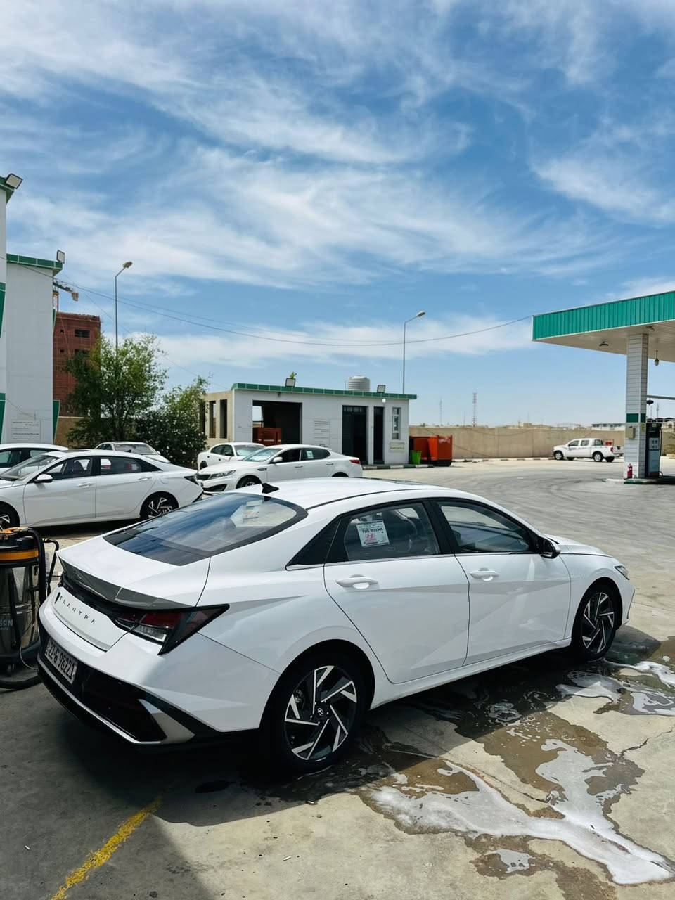 النترا موديل 2024خليجي تجميع الصين
السياره بيها ضربه بقبق الجنطه بارد بي تقريبن شبر اقل وبيها رصعه بلمدركر الكدام 
فول مواصفات 1/1

ترحيب عند الاقتراب

شاشه ديجتال وكامره خلفية

فتحه سقف سلايد

بصمه + بصمة تشغيل

مري شفط واشارة بالمري وترحيب

صندوق ذكي يفتح عند الاقتراب

حساسات امامي خلفي

ويل كب حجم 17 رياضي

كير طيارة شاشه 

سترين رياضي حرف D

تبريد قطعتين امامي خلفي

هندبريك دكمه

اوتو هولد

4 وضعيات قيادة

كراسي جلد

لدات امامي

حساس ضغط اطارات

كروس تثبيت سرعه

داخل (اسود)

وباقي المواصفات المعروفه فول السيارة

محرك 1500 دوش دبل نوزل 

ماشية 74.000 الف  
السعر 131 مكاني البصره 
للاتصال على الرقم
***********

