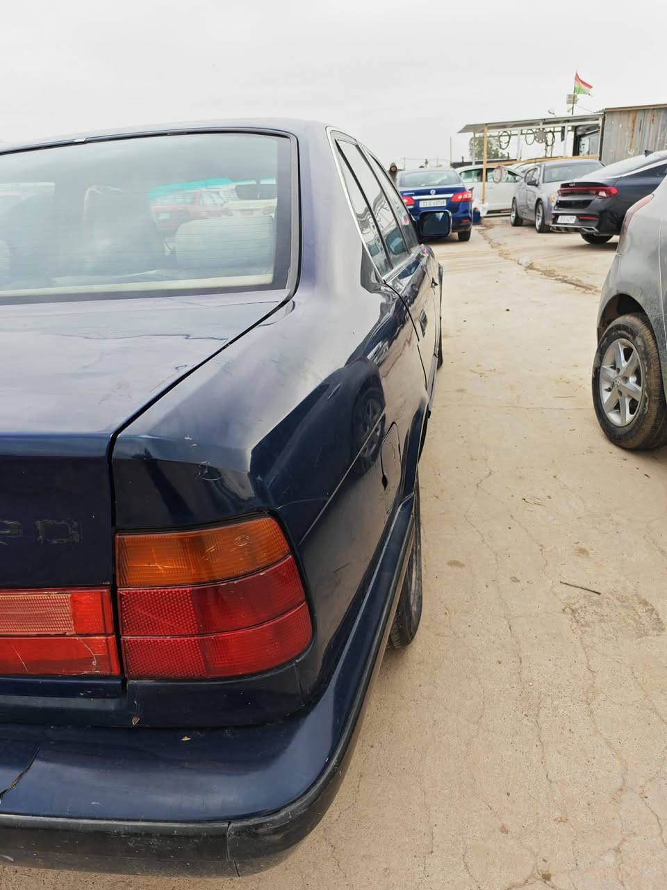 BMW 1990
حجم 520
سعرها 28 بي مجال 
رقم جديد 
سنوية عضم لل2029
شرط التحويل 
فول عادي 
محرك فل 
الغرفة تعبانة شوية يعوزها مصرف
للاستفسار الاتصال على الرقم 
***********
