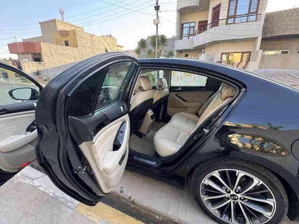 كيا كادينزا للبيع الموديل 2015خليجي 
6 سلندر 

المواصفات✅

-بانوراما 

-تشغيل بصمة مع بصمة الابواب الامامية

-كاميرا وحساسات خلفية

-كشنات كهربائية جلد   

-لد امامي وخلفي

-تحكم كامل بالستيرن

-شفتات ستيرن رياضي بلادي

-نظام ترحيب 

-اشاير مري+شفط

وباقي مواصفات الكادينزا معروفه 

محرك مبدل كازكيت فقط ومحور براغي من فافون الى حديد شرط مابيها اي عيب وجاملغين الامامي صبغ بدون دواخل نهائي ضرر خارجي فقط بوند ولايتات شركة 

السعر 140

موبايل.

***********

***********
