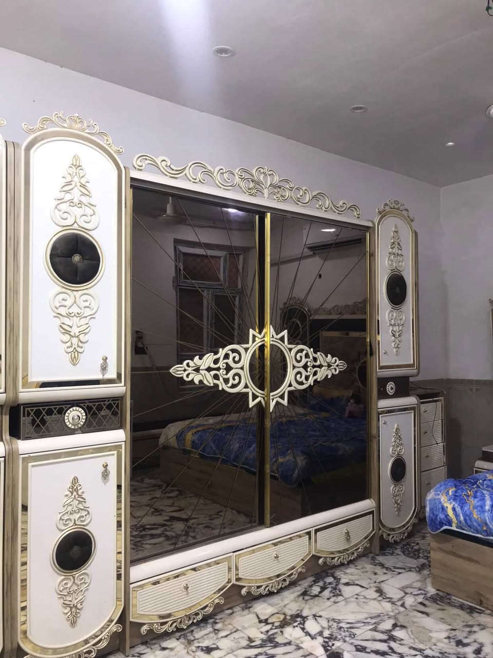 سلام عليكم غرفه تركيه ملكيه 11قطعه نضافه 80‎%‎ تخبل مابيه ضرر مكاني كربلاء طوريج للاستفسار ع رقم الهاتف ***********❤️

