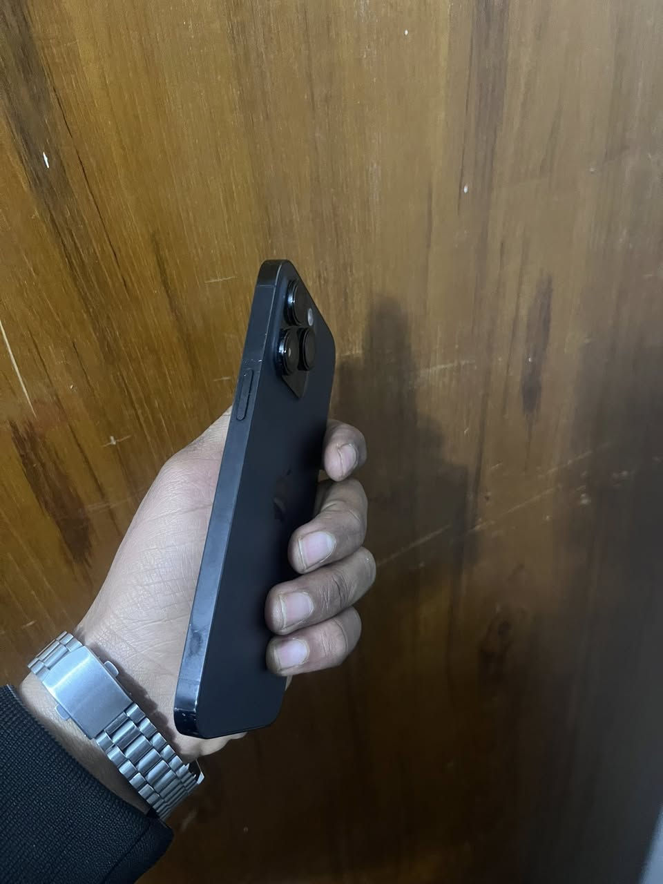 آيفون ١٤ برو ماكس بطاريه ٨٥ ذاكره ١٢٨ جاهز نسبه النضافه ١٠٠٪؜ سعره ٨٥٠ رقم واتساب ***********
