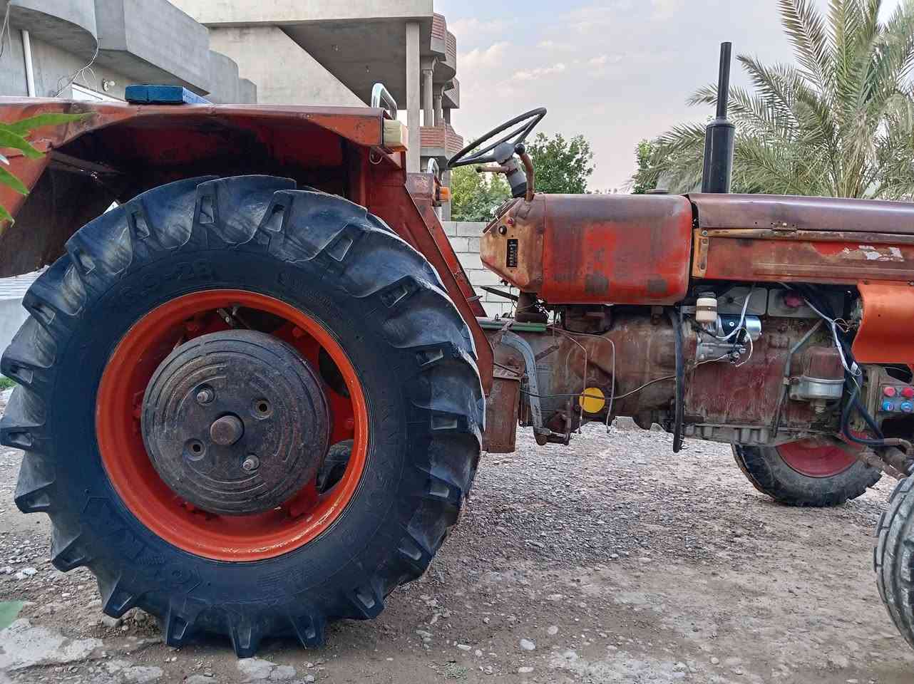 عنتر للبيع موديل 89بيهة سنويه كامله اي نقص مابيه  المكان ديالى سد حمرين رقم الهاتف ***********
