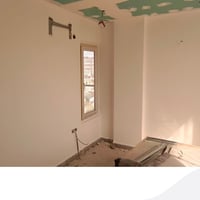 اخوان اني صباغ عندي كادر بخدمتكم لصبغ الفنادق رقم اتصال وات ٠٧٧٦٣٠٤٨٤٦...