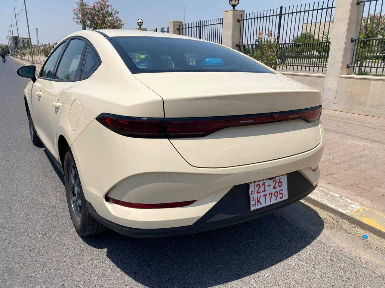 BYD بیوایدی.  2025
5 پڵەس مۆدیل 2025 یەک بست معجونی هەیە بێ ژۆرێ. 5000 هەزار رۆیشتیە سعر 154$ و مجالێکی کەم ..                م/*********** أربيل, العراق

