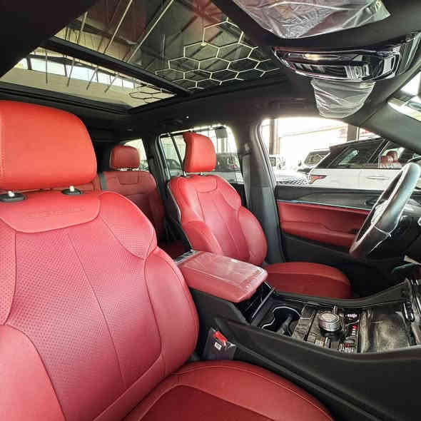 جيب اوفرلاند مديل ٢٠٢٣ خليجي كفالة عامة
ماشي ٣١ الف كيلو 

فول موصفات ٣ شاشات 

نطام تعليق هوائي 

كشنات مساج + تدفئة وتبريد 

السعر ٤٥,٥٠٠ 

الرقم ***********
