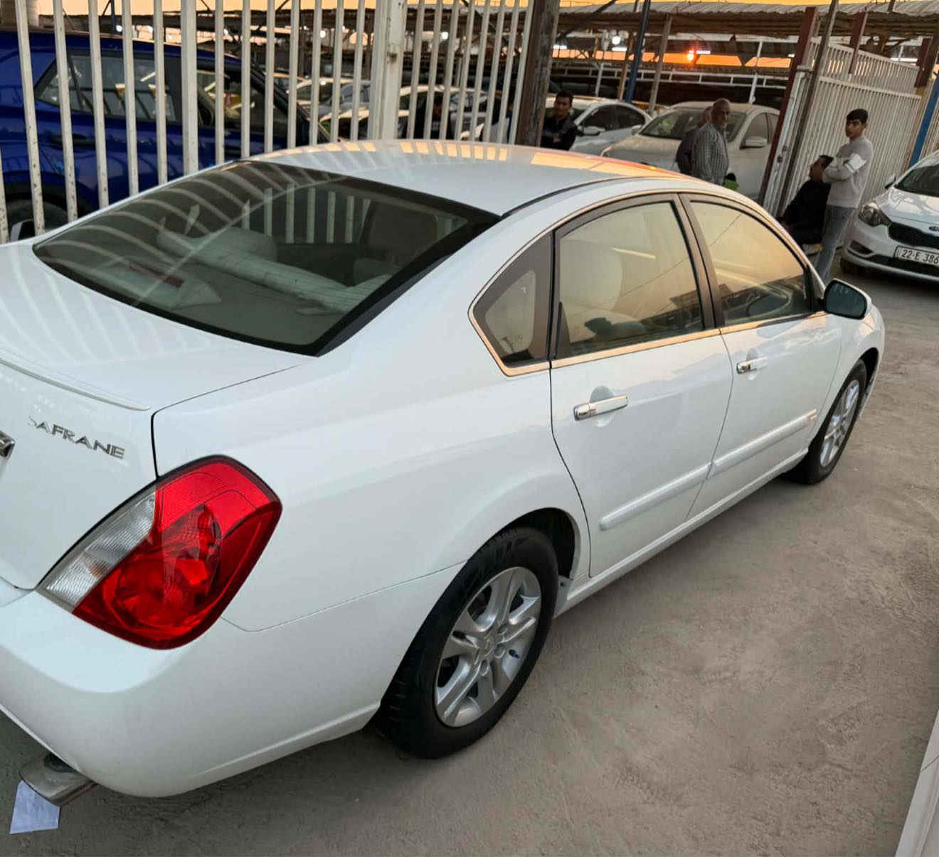 سلام عليكم رينو سافران 2010 فقط بارد بين الباب وجاملغ الامامي رقم اربيل باسمي ماشيه 146 مكينه كير حداديه كله كفاله تبريد تتدفئه سنويه لل30
السعر 108
للاستفسار ***********
