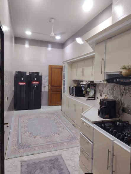 بيت للبيع على أقصاط في سوق الشيوخ. حي  الشموع مطلوب سكان 40 مليون يتحولن اقصاد الشهر 220 الف مساحة 130م  غرفه صاله مطبخ استقبال  كما واضح أمامكم لطلب السعر والاستفسار  أيضا يوجد العديد من البيوت داخل الصفحه اكتب تم وتصل واتساب ***********
