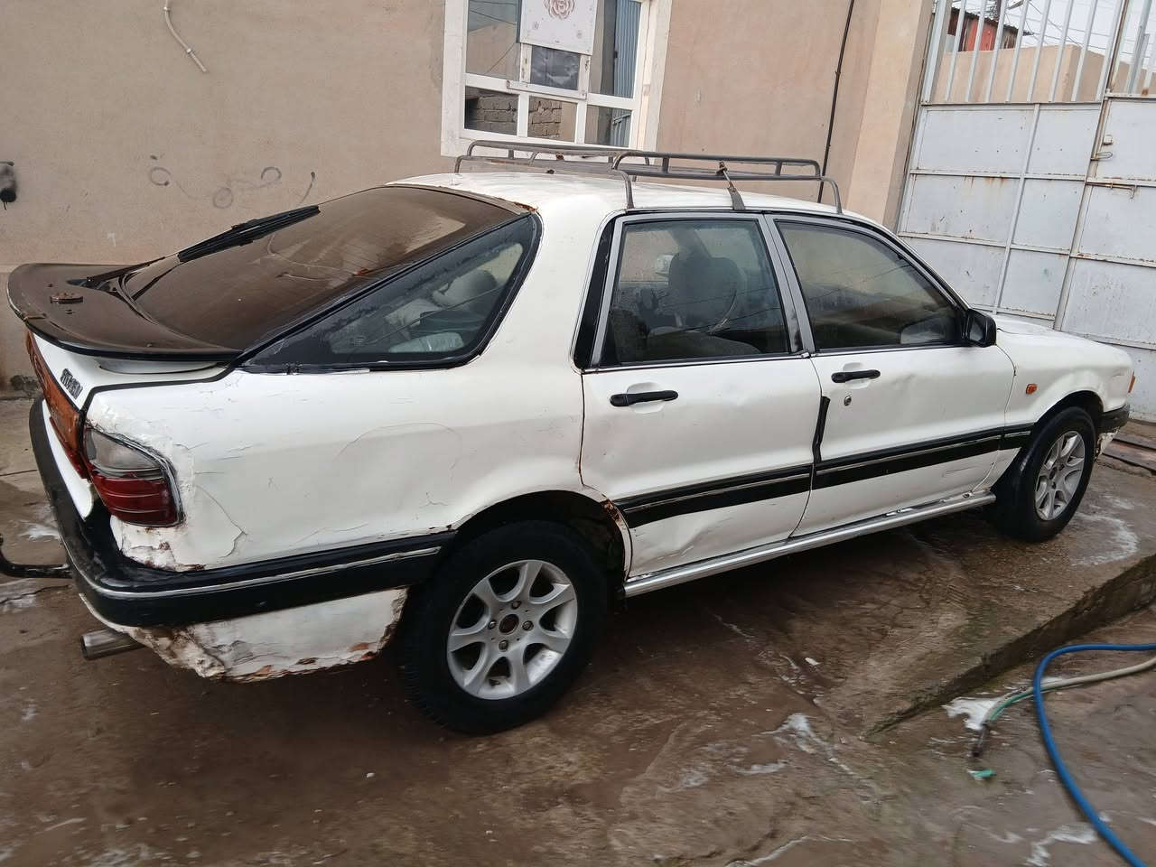 سياره متسبوشي كلنت موديل ١٩٩١ رقم الماني سنويه عظم لغاية ٢٠٢٨ محرك وكير جديد طغم جديد طغم تاير نظيف وايرمنيا شغال السعر ١٦ ورقة شرط التحويل والوكالة من الشرعي للاتصال 
***********
***********
