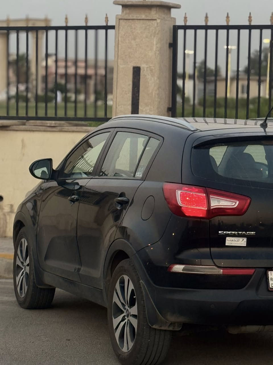 السلام عليكم
سبورتج للبيع او مراوس لون اسود السيارة كلين بيها فقط بارد شبر بباب السايق وملاحظات خفيفه 
محرك 2000 دوش مامفتوح
مواصفات: 
تحكمات سترين جهتين +كاميرا +حساسات خلفيه+ بانورما +ABS 
ماشية 200 الف 
السعر 150 وبيها مجال


**إذا كنت صاحب هذا الإعلان وتريد حذفه لأي سبب، رجاءا أرسل رسالة إلى الدعم الفني**