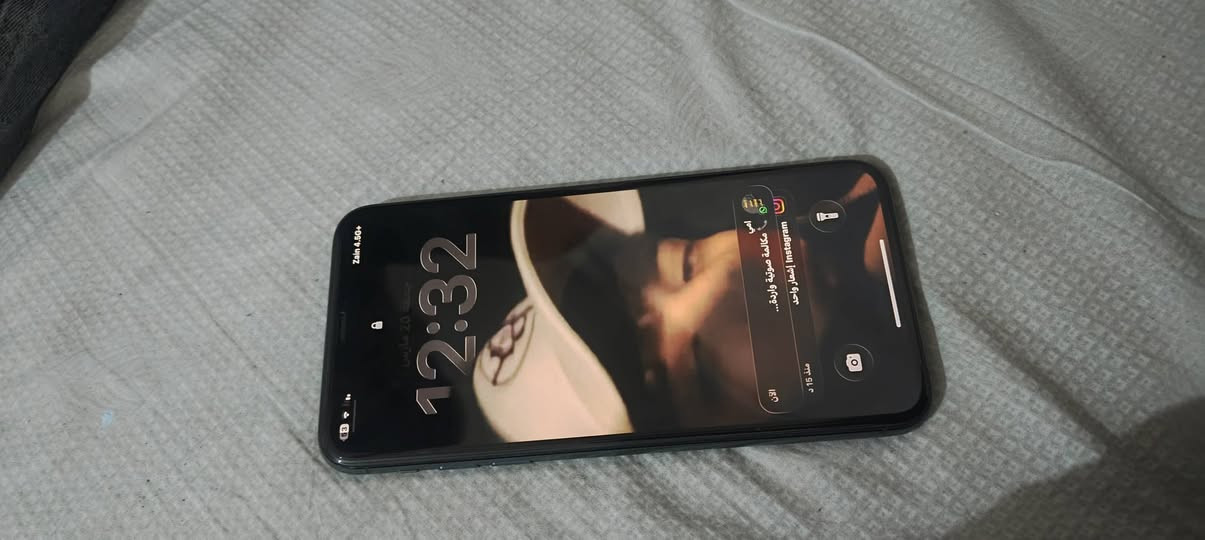 سلام عليكم
جهاز ايڤون 11برو ماكس مامفتوح بطاريه 84 ذاكره 256 سعر 400 وبيه مجال كفاله عامه 
رقم صاحب الجهاز بيه واتساب ***********
