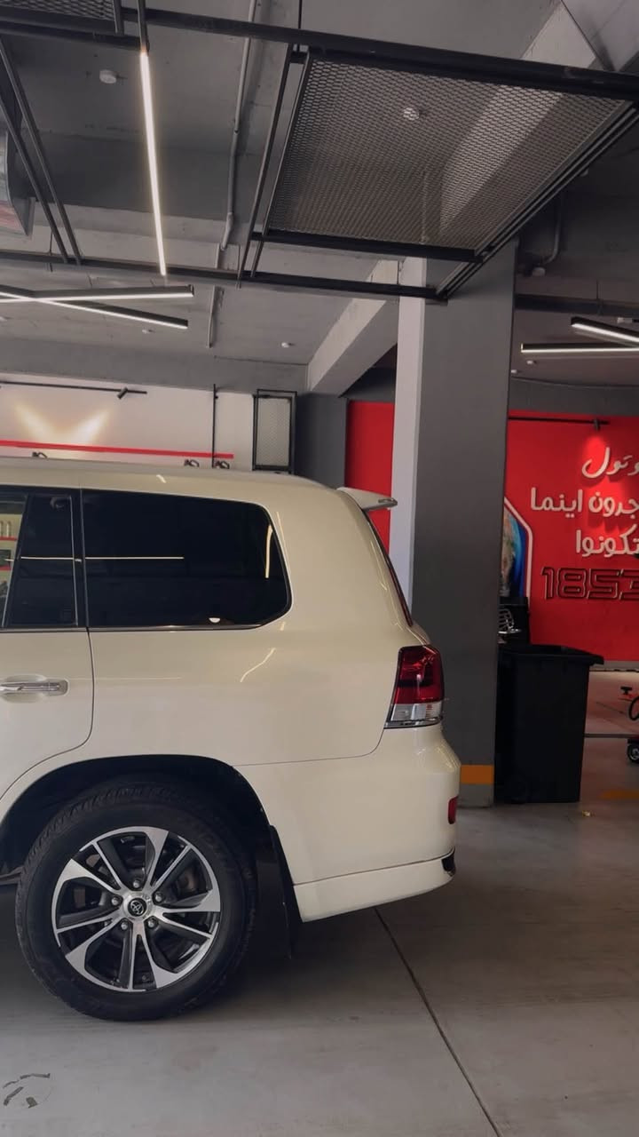 سلام عليكم
لاندكروز موديل 2020 بريم كراند تورنك سياره كفاله ماشيه 137 الف  المحرك v6 
رقم بغداد 
السعر 578
العنوان -البصره الطويسه 
***********

