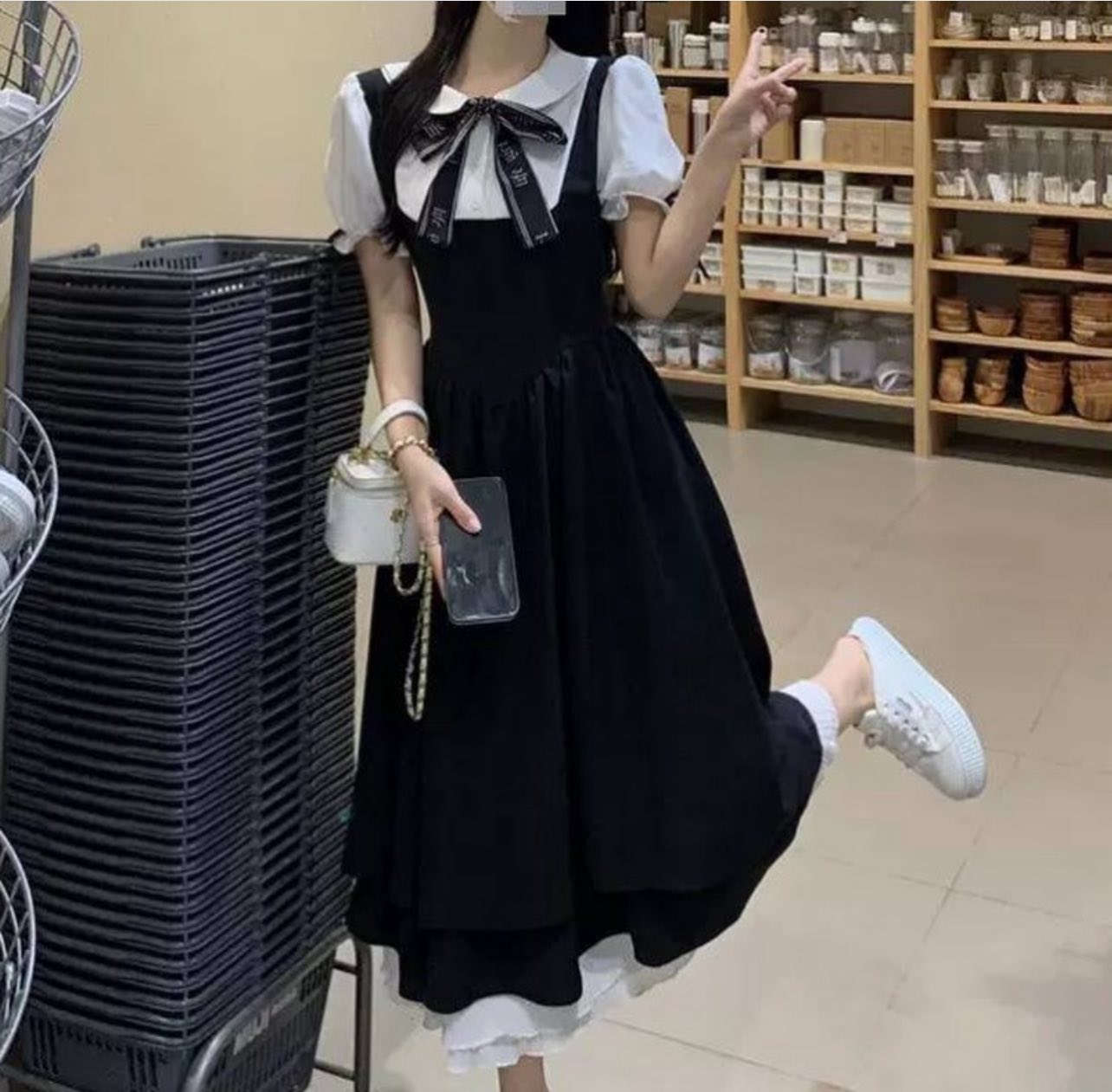 السلام عليكم عندي فستان كوري جديد مامستعمل قياس 2x


**إذا كنت صاحب هذا الإعلان وتريد حذفه لأي سبب، رجاءا أرسل رسالة إلى الدعم الفني**