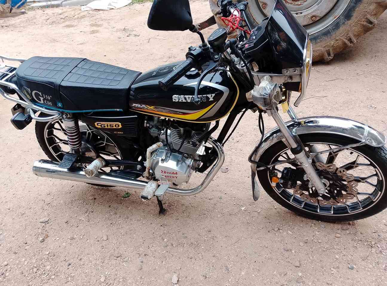 سلام عليكم
دراجة ايراني البيع 
دراجة حيل حلوة 
محرك 150
موديل 2025
مكان الصقلاوية 
غير متواجد عل خاص 
***********هذا رقمي
