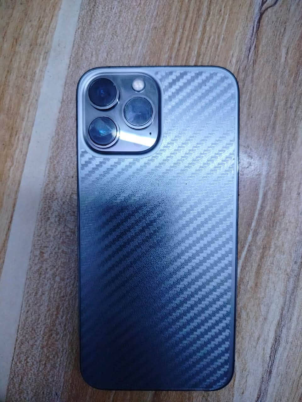 iPhone 13 pro Max
يدعم الشريحتين الالكترونيه والعاديه
خالي من أي ضرر او عيوب 
الجهاز نضيف كلش ما بيه زلغ واحد 
بطاريته 80‎%‎
مبدل شاشه احسن نوعيه بالسوك تجي لبيتنا تفحصه يم اي ابو مبايلات تريده انته وتاخذه 
مكاني بغداد الدوره ابو دشير 
سعره 550 وبي مجال 
رقم التواصل ؛. ***********
