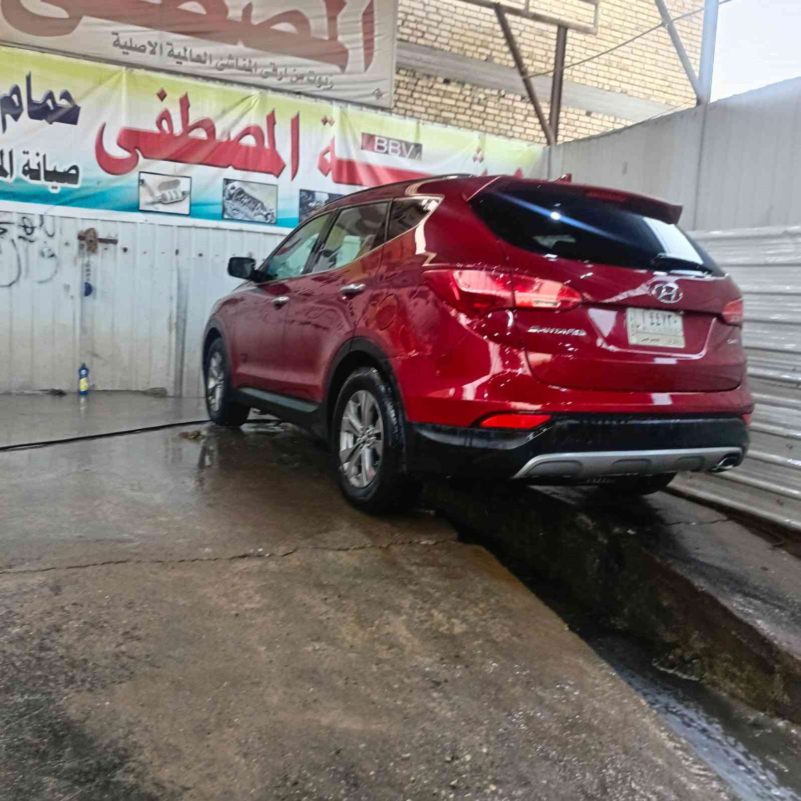 سنتافي 2014 وارد امريكي 
حادثها جاملغ خلفي يم قبق التانكي راجع بارد
سيارة نظيفه دواخلها نظيفه
استخدام داخل المدينية السعر 135 وبيها مجال
العنوان سوق الشيوخ العكيكة....
‏‪***********‬‏
‏‪***********‬‏
