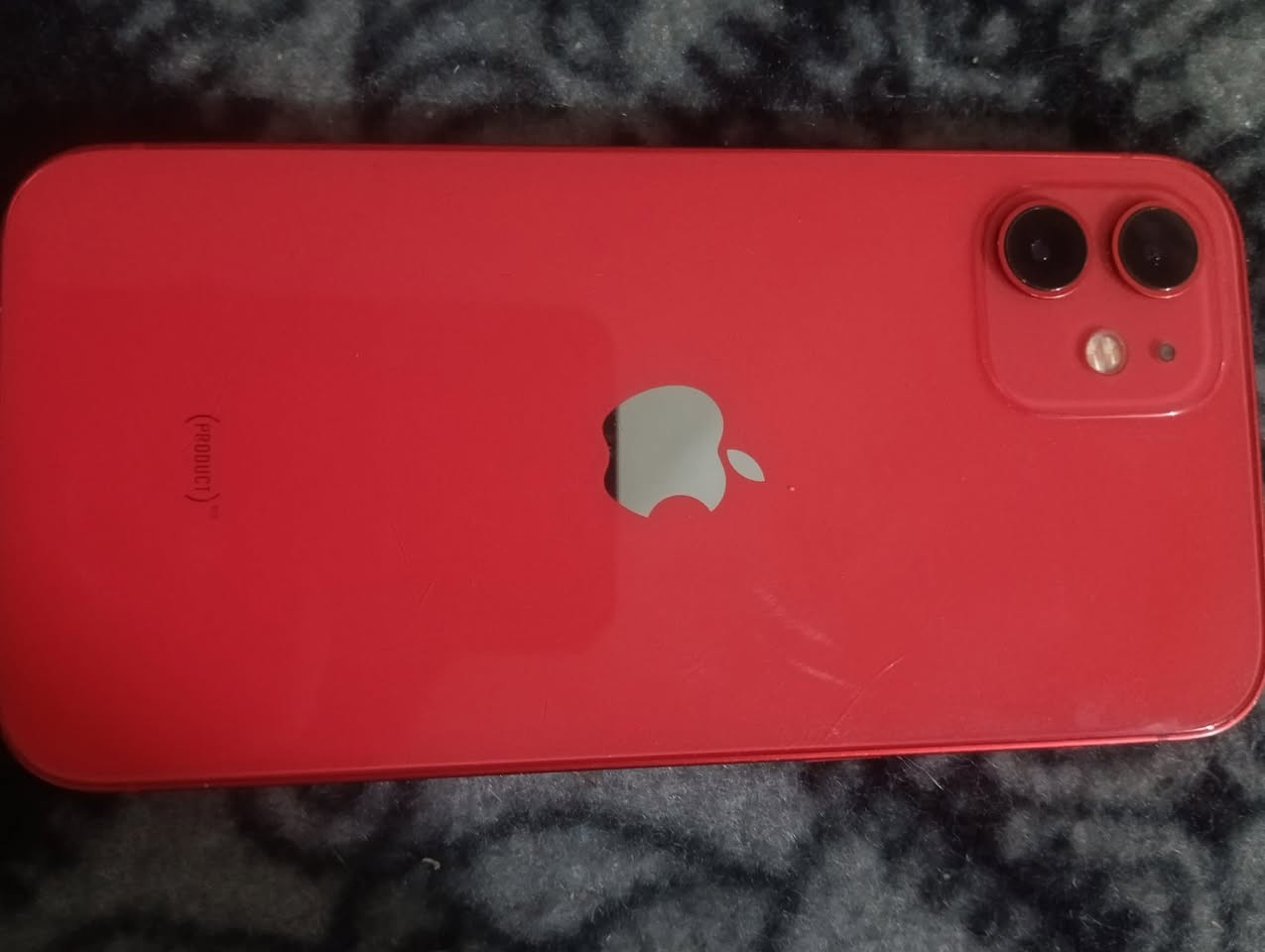 سلام عليكم ايفون ١٢عادي  مبدل شاشه فقط بطاريه ٨١ سعره ٣٠٠وبي مجال الرقم ***********
