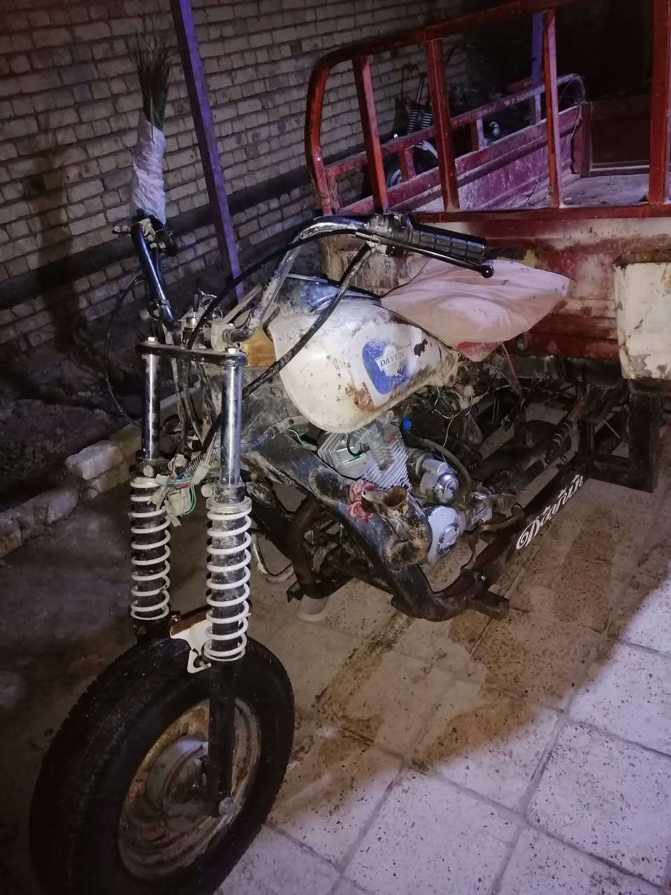 سلام عليكم ستوته دايون موديل 19مكينه مامفتوحه جاهزه ناصريه مركز سعر مليون 350
راسلني خاص او تصال عل رقم ***********
