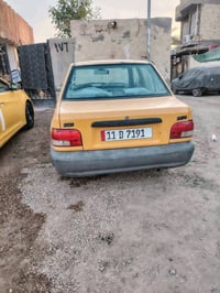 سيارة صبا صالون نظيفة لونها أصفر ، موديل قديم. الجسم الخارجي بحالة جيد...