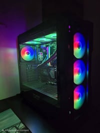 Ryzen 7 7700 • 32GB DDR5 6000 • بدون كرت شاشة