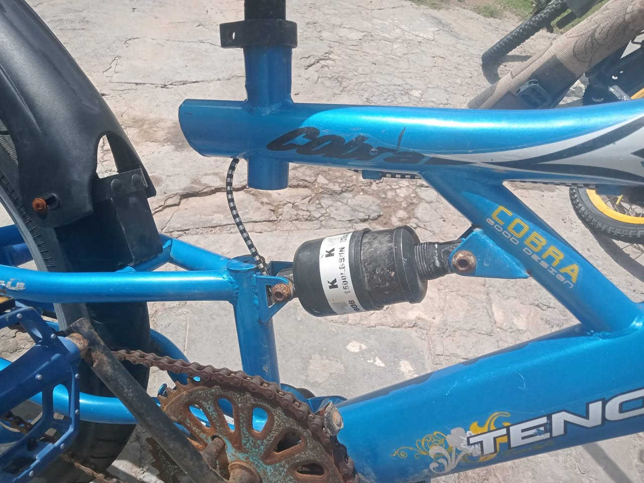 بايسكل Bmx حجم 20 كوري اصلي دبلات اماميه ودبل وسطي متحرك وزوج بريكات نظيف جدا السعر 90الف مجال قليل مكاني السيديه ***********
