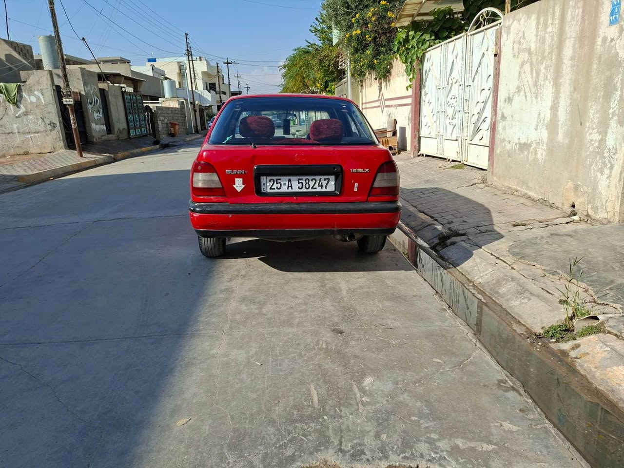 السلام عليكم/نيسان سني ٩٢ كركوك دولي باسمي محرك ١٦  نوزل وليس كابريتر مع كابون بنزين/السعررررررر  ٣٨ كركوك  الحي العسكري *********** كركوك, العراق
