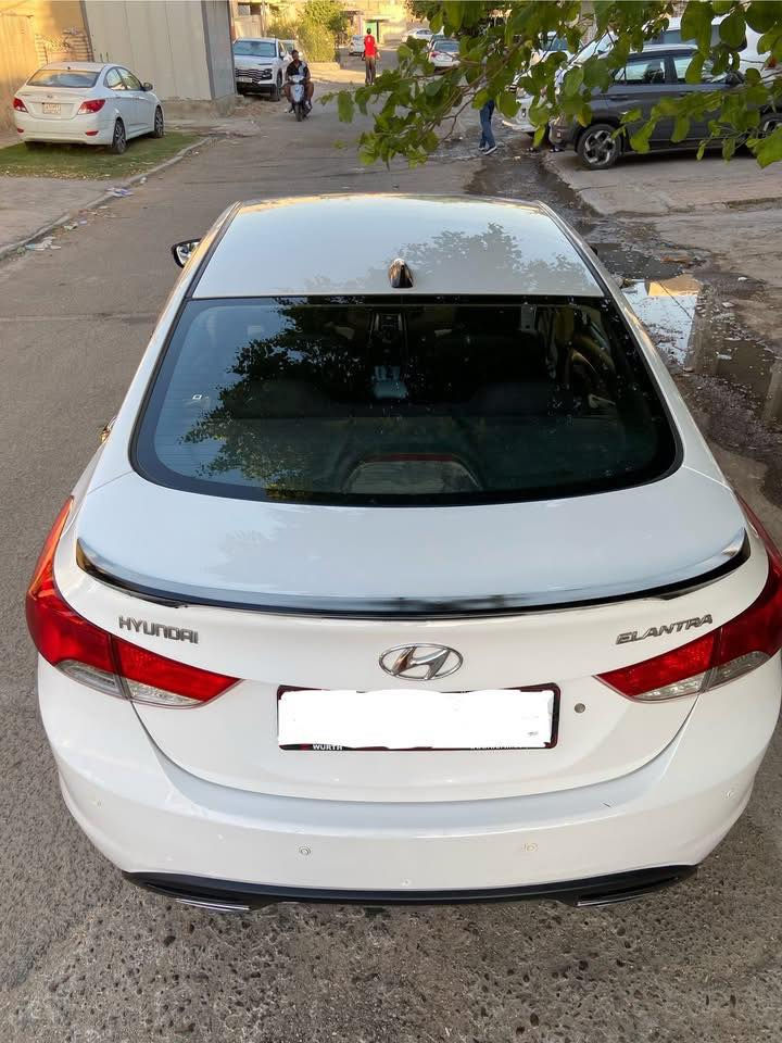 السلام عليكم من رخصت الادمنيه النترا 2013خليجي محرك 1600بدون فتحه كل شي موجود بسونار بالاضافه السياره مكفوله من محرك كير من الحادث من كل شي عدا اللي بسونار تجي تاخذ تراي وين متريد ماشيه 83حقيقي يعني تمشي 120يدك جرس رقم بغداد الجديد مكاني  
بغداد اللعطيفيه قرب مركز شرطة الجعيفر
تحويل نفس اليوم
عارضها 117بيها مجال حك الجيه


**إذا كنت صاحب هذا الإعلان وتريد حذفه لأي سبب، رجاءا أرسل رسالة إلى الدعم الفني**