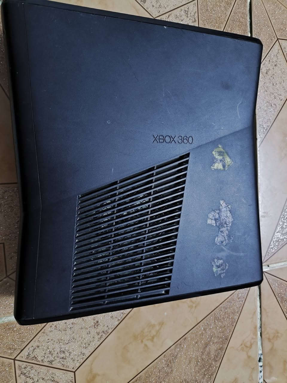 جهاز اكس بوكس🎮 للبيع شغال بدون اي خلل👾
 
بيه pess 2022⚽  وايضا مع دبل جويستكان بدون اي خلل طبعا🎮🎮

السعر 120الف 💸فقط وبيه مجال بسيط للشراي💰

للتواصل 📱***********☎️

