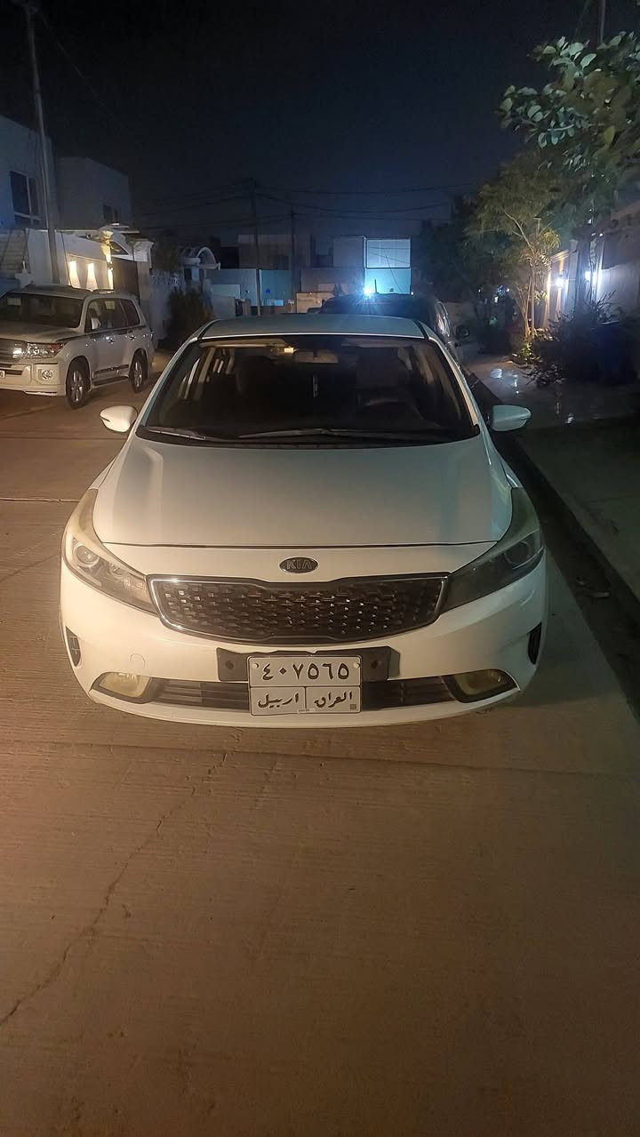 السلام عليكم بيع مستعجل ١٣٠ قفل كفاله عامه من موديل ١٧ سيراتو 
استفسار أكثر...***********
