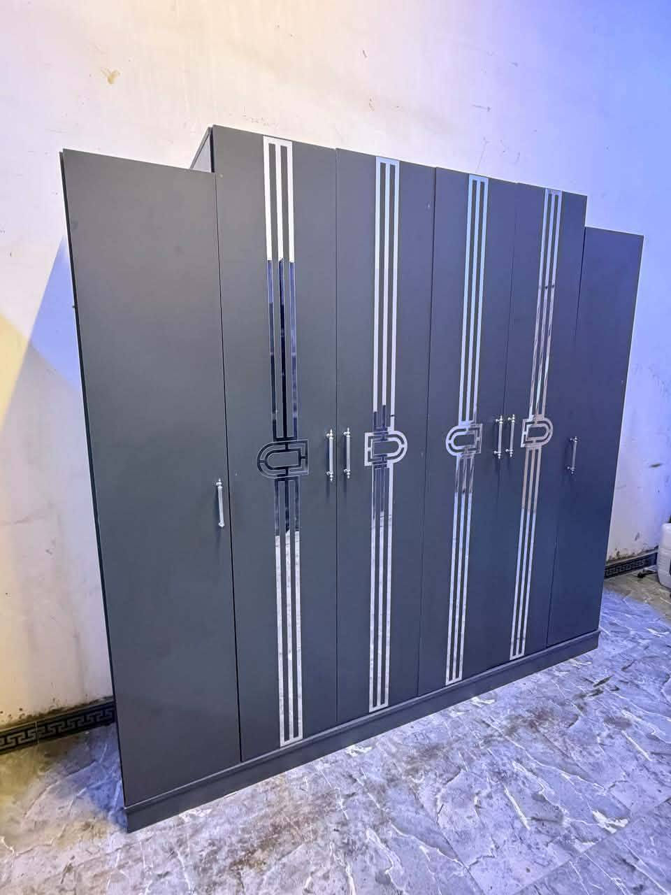 غرفة نوم مستخدمة نضافة 80‎%‎
عدد القطع 5
نضام بيبان 
جرابي منفصلات 
سعرها 550/500
شد ونقل داخل بغداد مجاني


**إذا كنت صاحب هذا الإعلان وتريد حذفه لأي سبب، رجاءا أرسل رسالة إلى الدعم الفني**