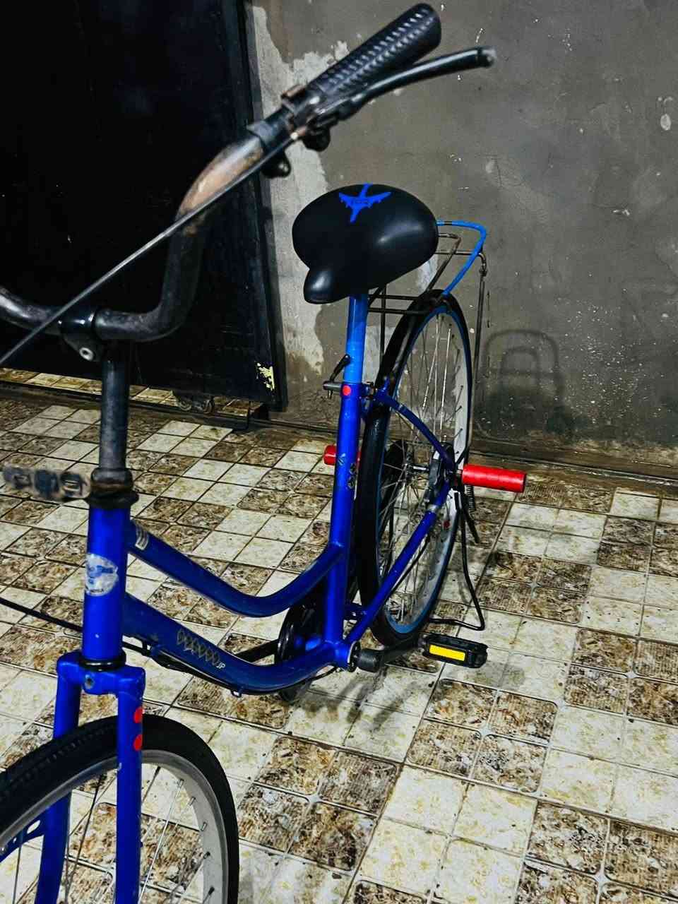 السلام عليكم البيع باسكل موزه حجم 26 يابني شرط تايرات وجوابه جديد باسكل. نضيف جدا غراضه كلهن موجودات العنوان تكريت القادسية شارع ابو عقرب رقمي *********** ملاحظه جاملغات وبريك كددام موجودات
