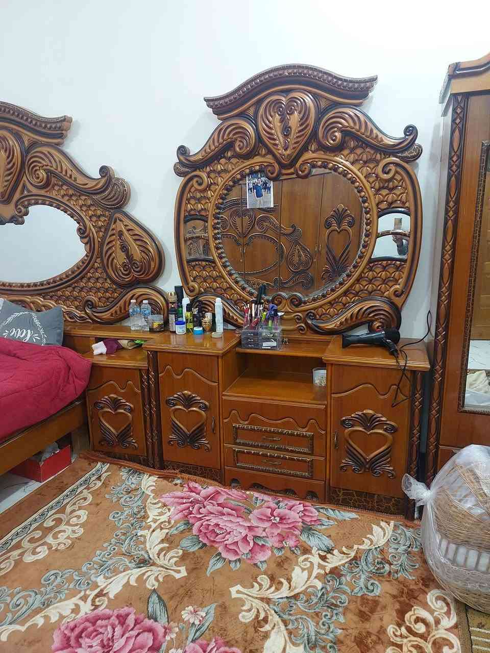 للبيع عل رقم ***********
