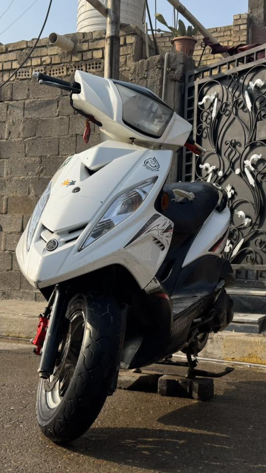 السلام عليكم دراجه gtr مال رمبه وصل معرض للبيع ((المكان بغداد العبيدي فلكة حي النصر ))دراجه مكينه بلاديه كفاله عامله كهربايات كامله الدراجه مابيه نقص شعرايه ((كلجات رياضي بلاديه))الدراجه كامله  السعر ((1050))وبيه مجال بسيط للاتصال***********
