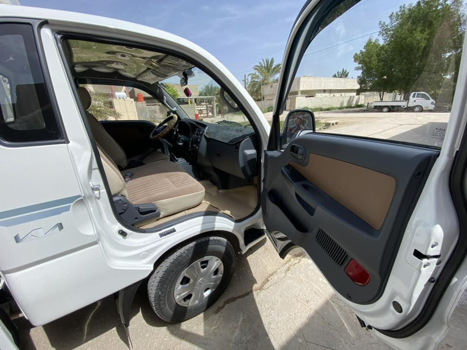 (((((( سياره مال ولايه  للجنايه فقط )))))))
سلام عليكم 
للبيع فقط كيه حمل 2023
(مكفوله كفاله عامه) من الزلغ وعله ايدي من الشركه استلمته زيرو  
رقم انكليزي بابل 
سياره بسمي تحويل ثاني يوم 
سنويه ل 2029
 ماشيه 47 جديده ما متعوبه 
جاهزه من كلشي ما تصرف عليه ربع دينار
دوشمه درجه اولى
وطشت درجه اولى امانه الله 
ب155 وبيه مجال بسيط 
***********
***********
مكان السياره حله/ ناحيه النيل
