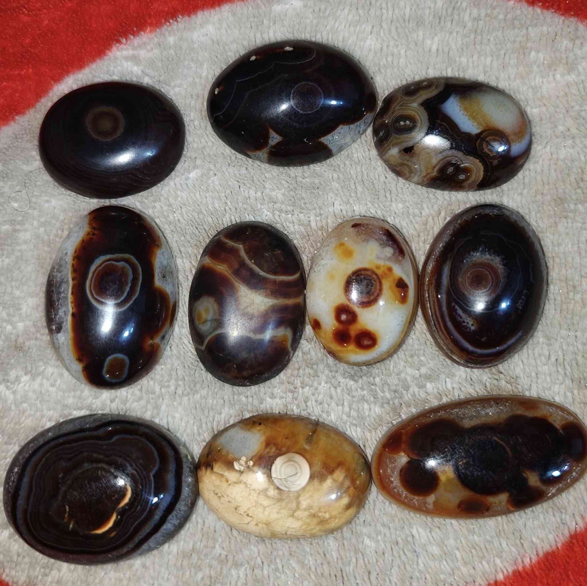 20 حجره سليماني و داودي هندي مال محابس جيب قوالب وكعد جمله فقط سعرهن 75 الف واصل يمك سعر نهاية سعر اخوه البلاش يوجد توصيل كافة المحافظات عنواني بغداد واي استفسار مراسلتي على رقم الواستاب ***********
