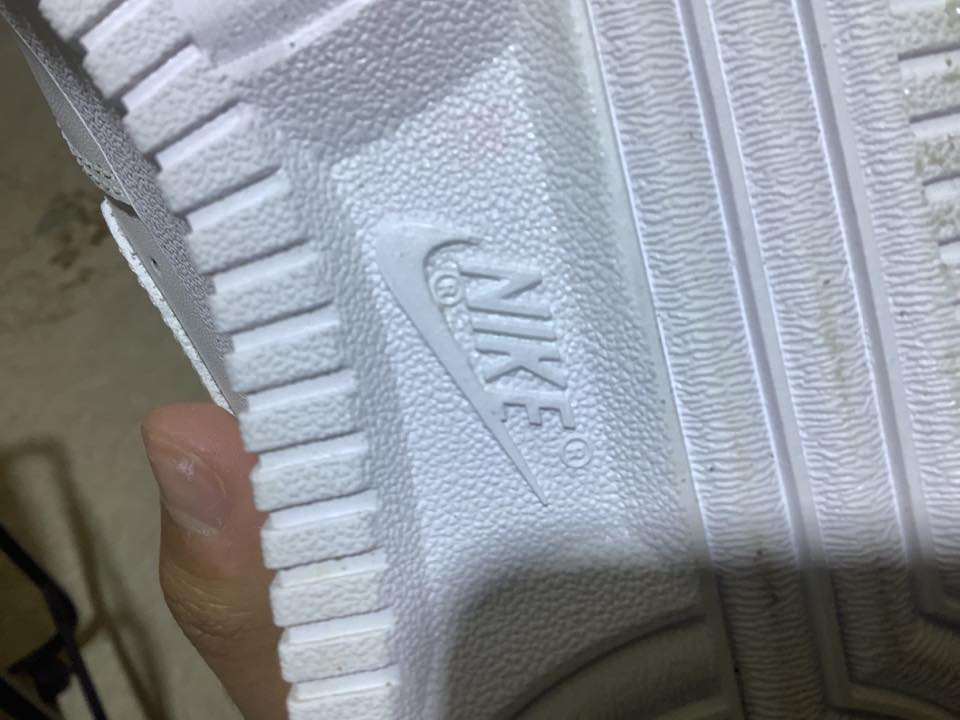 حذاء نايك Nike Air Force 1  جديد غير مستعمل اصلي قياس 45  يلبس 44سعر 45 وية توصيل  مكاني ديالى بعقوبة عندي توصيل إذا ما تقدر تراسلني اكتب في تعاليق واني أراسلك 
ملاحظة اصلي مو كوبي


**إذا كنت صاحب هذا الإعلان وتريد حذفه لأي سبب، رجاءا أرسل رسالة إلى الدعم الفني**