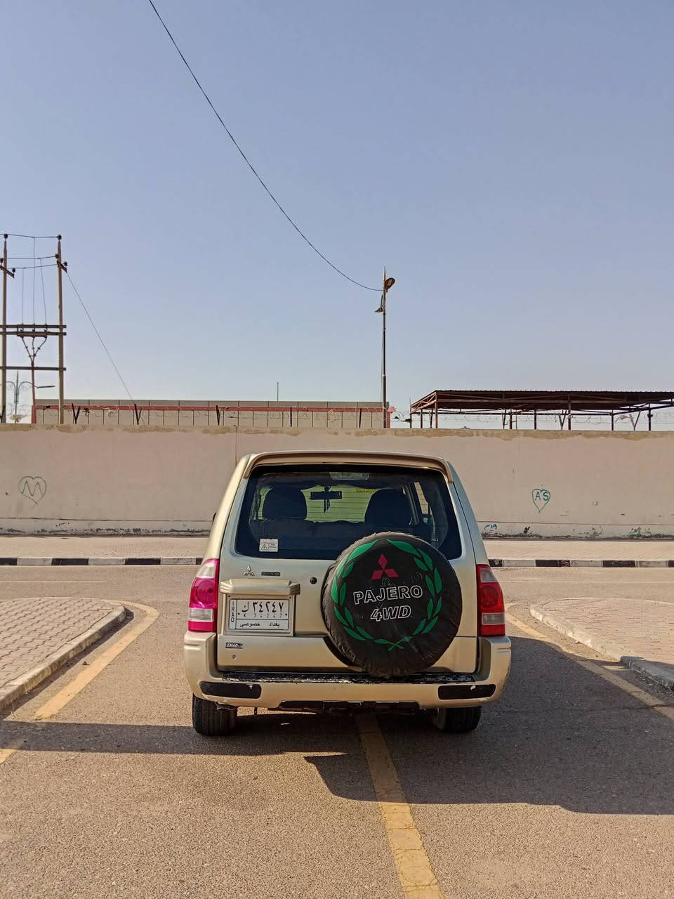 السلام عليكم.. باجيرو 2005 للبيع في ميسان

المحرك (المكينة) نظيفة 

التبريد غير شغال 
السيارة مصبوغة صبغ عام 

السعر المطلوب: 70 ورقة
للاستفسار والتواصل مع صاحب السيارة مباشرة يرجى الاتصال على الرقم: ***********
