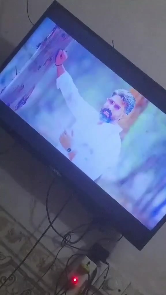 السلام.عليكم بلازمه ام النت شغاله نقص فقط ريموند بس تشتغل من الجهاز ب ٥٠ وبيهه مجال قليل مكاني عبيدي حي الرئاسه لا يوجد توصيل اكرر لا يوجد توصيل


**إذا كنت صاحب هذا الإعلان وتريد حذفه لأي سبب، رجاءا أرسل رسالة إلى الدعم الفني**